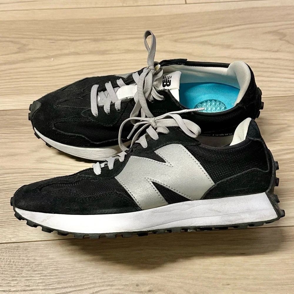 New Balance Men’s 327 Sneakers Shoes